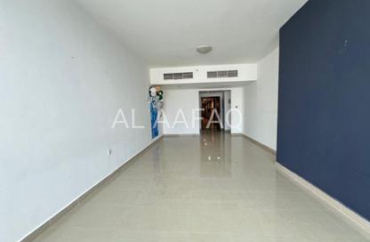 Apartment - 3 Bedrooms - 4 Bathrooms for rent in Al Khan Corniche - Al Khan - Sharjah Apartment - 3 Bedrooms - 4 Bathrooms for rent in Al Khan Corniche - Al Khan - Sharjah