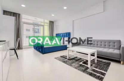 Apartment - Studio - 1 Bathroom for rent in Modelux Tower 1 - International City Phase 2 - Al Warsan 4 - Al Warsan - Dubai