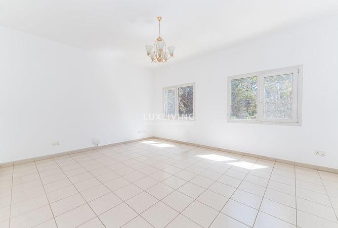 113695474 - Property Image 3