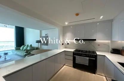 شقة - 2 غرف نوم - 2 حمامات للبيع في بن غاطي كورنر - الضاحية 10 - قرية جميرا الدائرية - دبي