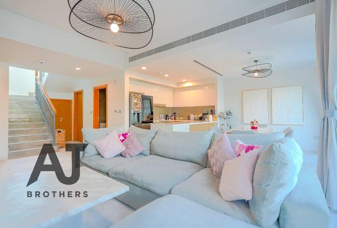 16063731 - صورة العقار 3