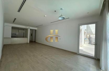 Apartment - 2 Bedrooms - 4 Bathrooms for rent in Mayas Geneva - District 14 - Jumeirah Village Circle - Dubai Apartment - 2 Bedrooms - 4 Bathrooms for rent in Mayas Geneva - District 14 - Jumeirah Village Circle - Dubai