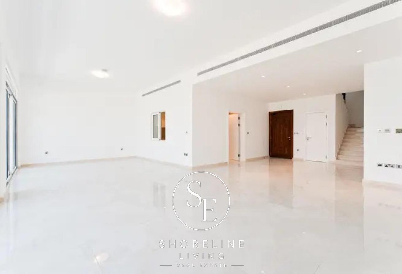 Vacant | Unfurnished | Full Sea View photo 12