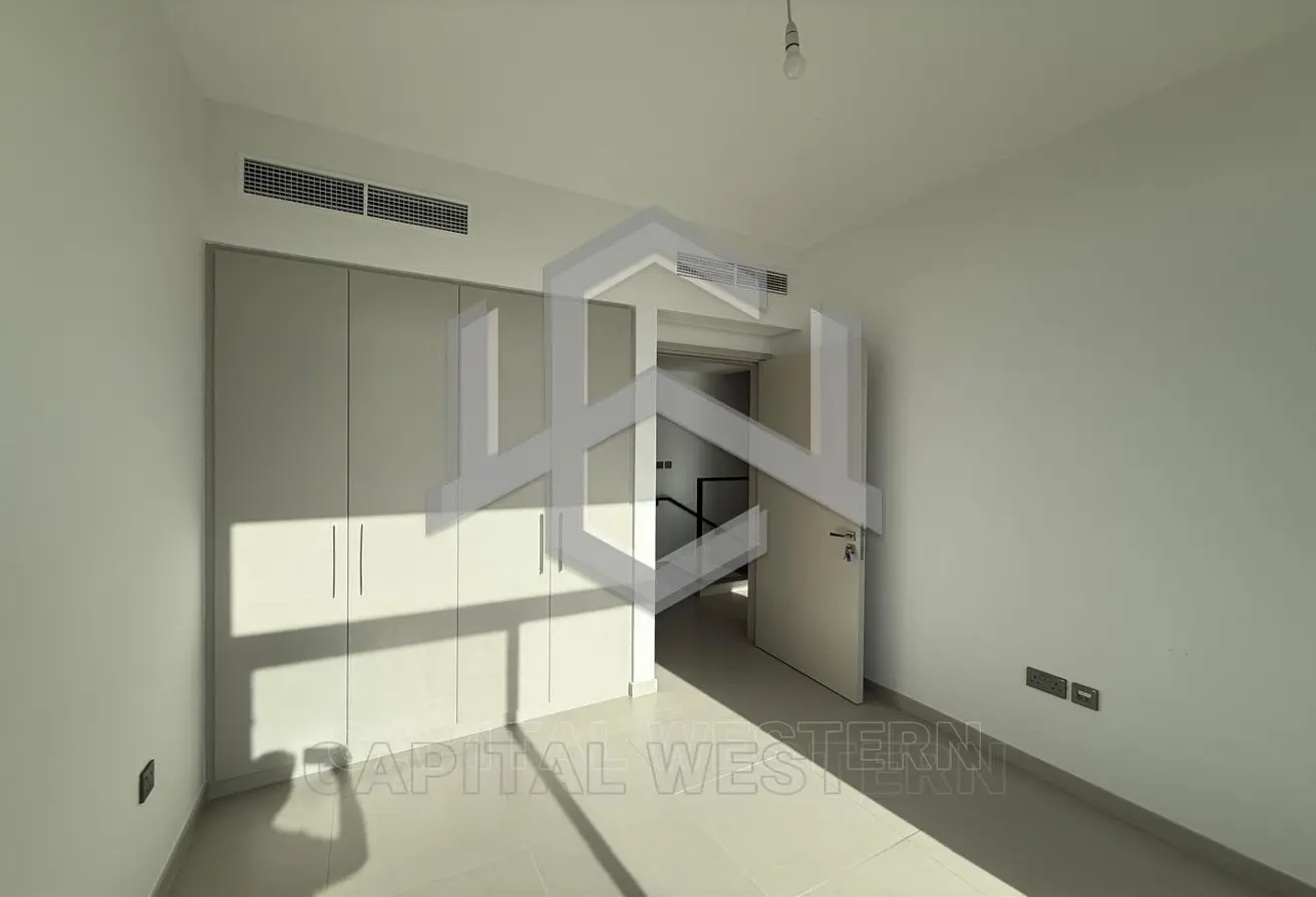 68677208 - Property Main Image