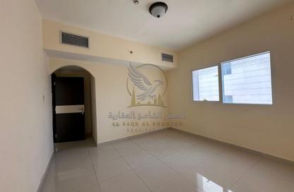 Apartment - 2 Bedrooms - 2 Bathrooms for rent in Al Mamzar - Al Mamzar - Sharjah - Sharjah