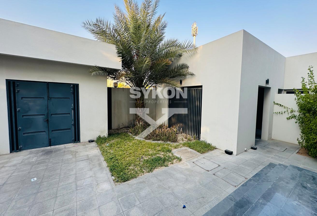 Unfurnished Villa | Modern Design | Multiple Views photo 15