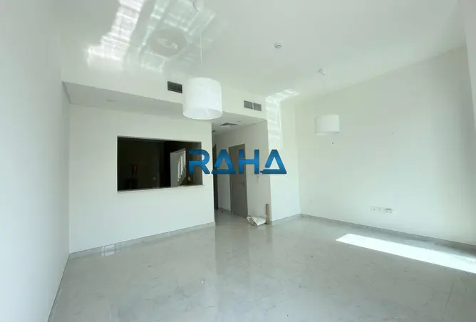 92723147 - Property Image 3