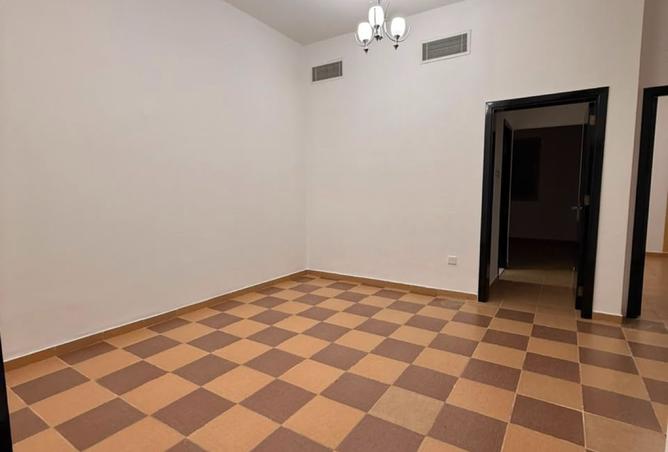 122450843 - Property Image 3