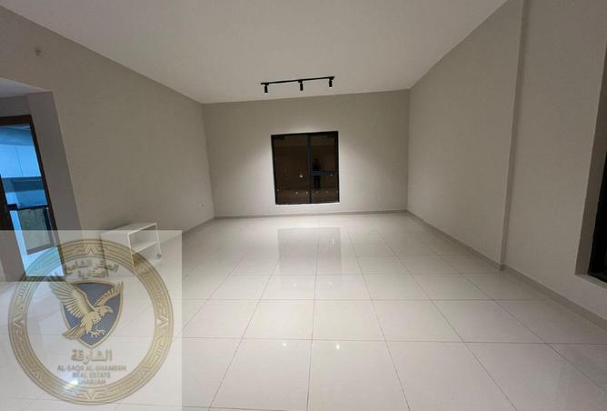 97372679 - Property Image 2
