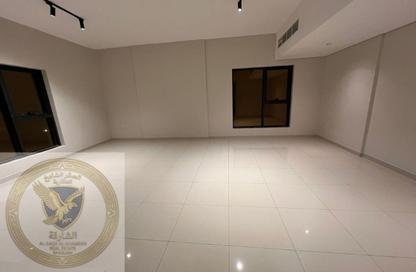 Apartment - 3 Bedrooms - 3 Bathrooms for rent in SRS Tower - Al Rashidiya 1 - Al Rashidiya - Ajman