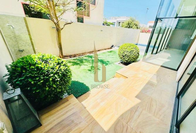 82786434 - Property Image 3