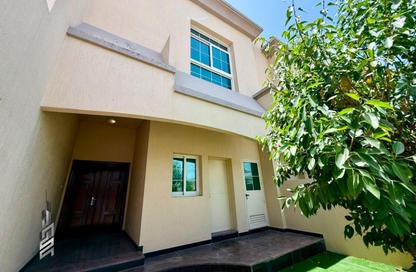 Villa - 4 Bedrooms - 4 Bathrooms for rent in Umm Suqeim 2 - Umm Suqeim - Dubai