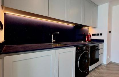 Apartment - Studio - 1 Bathroom for sale in Peninsula Three - Peninsula - Business Bay - Dubai