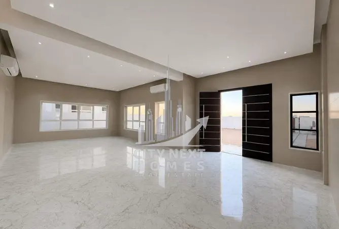 135604981 - Property Image 2