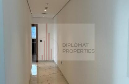 Apartment - 1 Bedroom - 2 Bathrooms for rent in Royal Regency - Business Bay - Dubai
