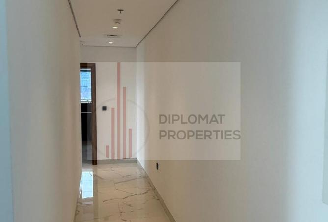 98691777 - Property Image 3