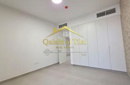 Townhouse - 4 - 5 for rent in Saro - Masaar - Tilal City - Sharjah