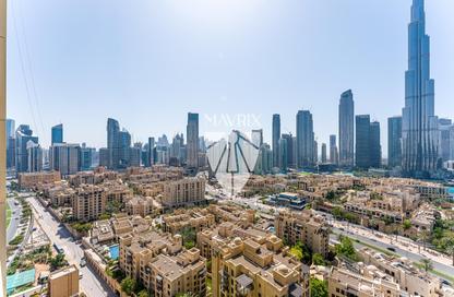 Apartment - 2 Bedrooms - 2 Bathrooms for rent in Burj Royale - Downtown Dubai - Dubai Apartment - 2 Bedrooms - 2 Bathrooms for rent in Burj Royale - Downtown Dubai - Dubai