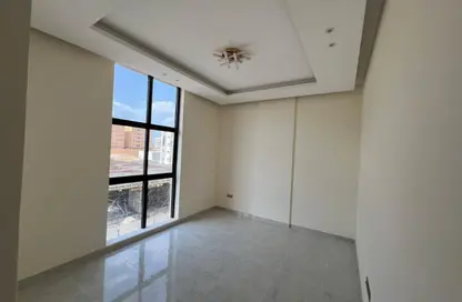 Apartment - 2 Bedrooms - 2 Bathrooms for rent in Al Jurf 2 - Al Jurf - Ajman Downtown - Ajman