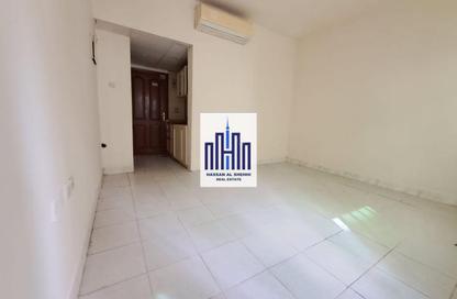 Apartment - Studio - 1 Bathroom for rent in Muwaileh 29 Building - Muwaileh - Sharjah
