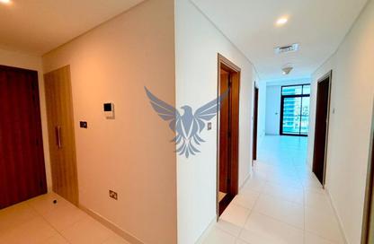 Apartment - 2 Bedrooms - 3 Bathrooms for rent in C12 - Al Raha Beach - Abu Dhabi Apartment - 2 Bedrooms - 3 Bathrooms for rent in C12 - Al Raha Beach - Abu Dhabi