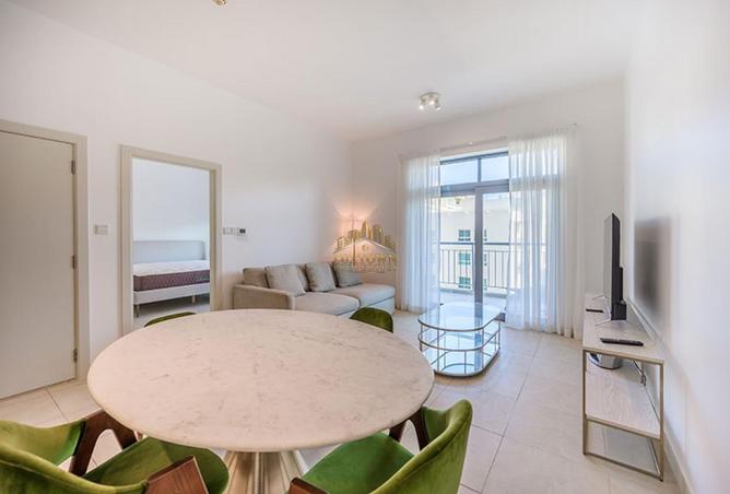 72315996 - Property Image 2