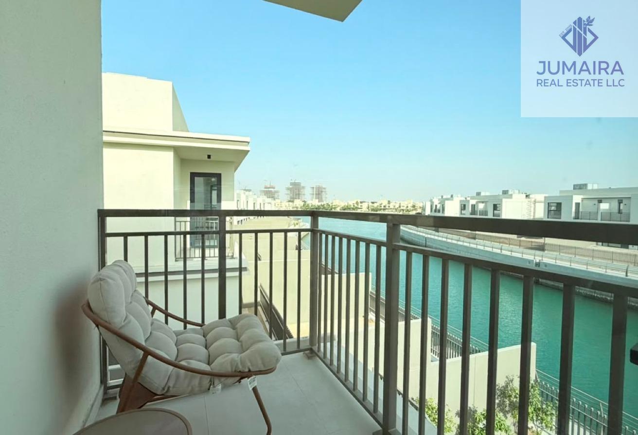 Luxury Furnished Canal-Facing Villa BEACH POOL GYM