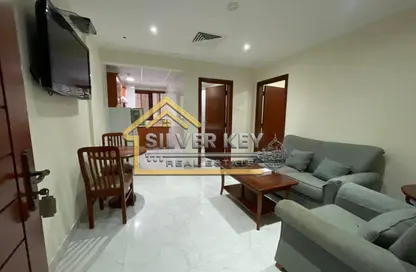 شقة - غرفة نوم - 1 حمام للايجار في المجرة - الشرق - الشارقة