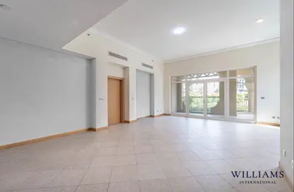 Apartment - 3 Bedrooms - 3 Bathrooms for sale in Abu Keibal - Shoreline Apartments - Palm Jumeirah - Dubai