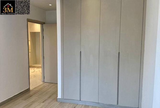 73847164 - Property Image 2