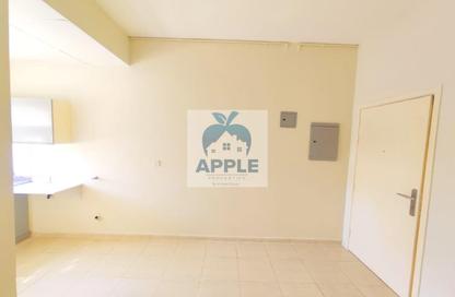 Apartment - Studio - 1 for rent in Muwaileh 3 Building - Muwaileh - Sharjah