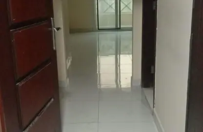 شقة - غرفة نوم - 1 حمام للايجار في مجمع مويلح - تجارية مويلح - الشارقة