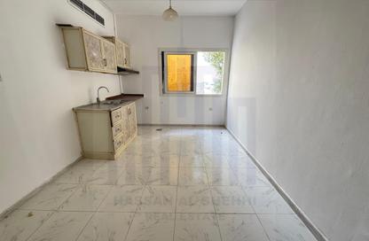 Apartment - Studio - 1 Bathroom for rent in Muwailih Building - Muwaileh - Sharjah Apartment - Studio - 1 Bathroom for rent in Muwailih Building - Muwaileh - Sharjah