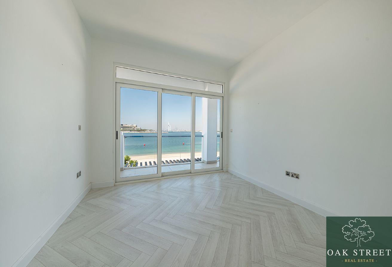 Stunning 5BR | Royal Atlantis & Burj Al Arab View photo 16