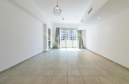 Apartment - 2 - 3 for rent in Marina Residences 2 - Marina Residences - Palm Jumeirah - Dubai