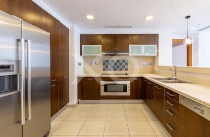Apartment - 2 - 3 for rent in Marina Residences 2 - Marina Residences - Palm Jumeirah - Dubai
