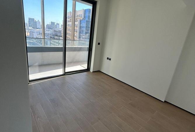 108602023 - Property Image 3