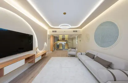 شقة - غرفة نوم - 2 حمامات للايجار في روز2 - حدائق الإمارات 1 - قرية جميرا الدائرية - دبي