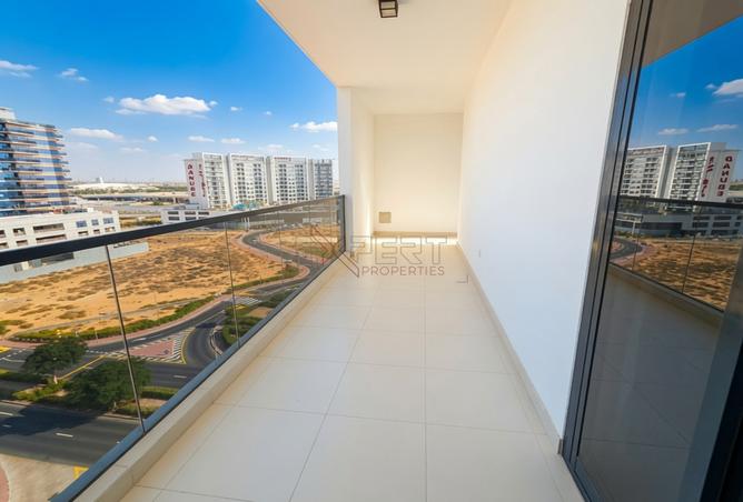 Bright Unit | Closed Kitchen | Good ROI