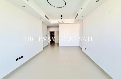 Apartment - 1 Bedroom - 2 Bathrooms for rent in La Plage Tower - Al Mamzar - Sharjah - Sharjah Apartment - 1 Bedroom - 2 Bathrooms for rent in La Plage Tower - Al Mamzar - Sharjah - Sharjah