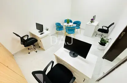 مكتب - غرفة نوم - 1 حمام للايجار في ريم ريزدنسي - الكرامة - دبي