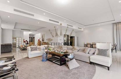 Townhouse - 4 - 5 for rent in Picadilly Green - Damac Hills - Dubai Townhouse - 4 - 5 for rent in Picadilly Green - Damac Hills - Dubai