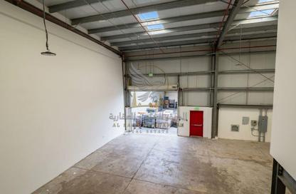 Warehouse - Studio - 1 for rent in Industrial Area 10 - Sharjah Industrial Area - Sharjah