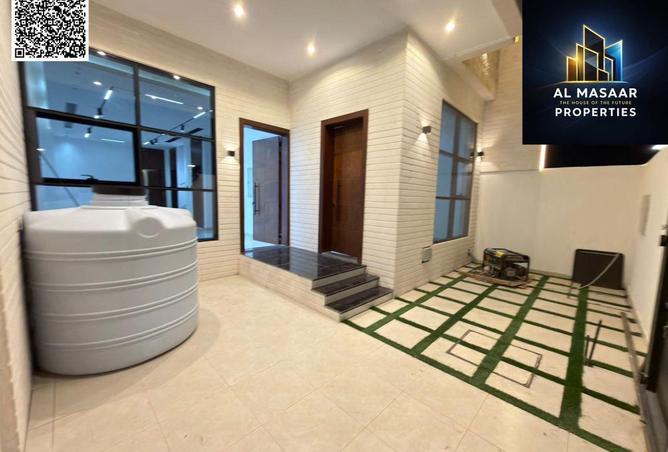 74624055 - Property Image 2