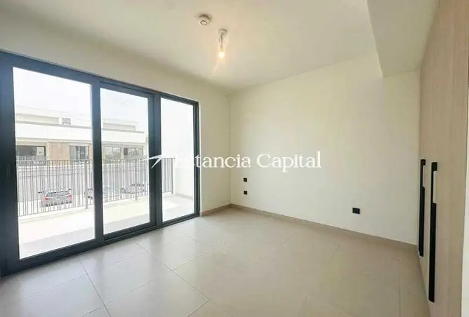165621329 - Property Image 2