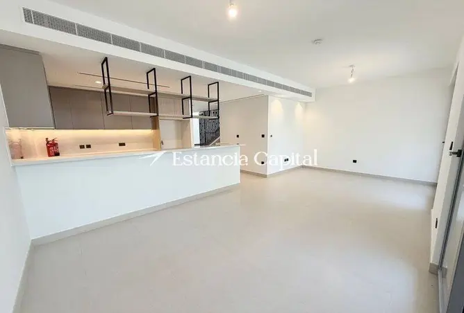 165621329 - Property Image 3