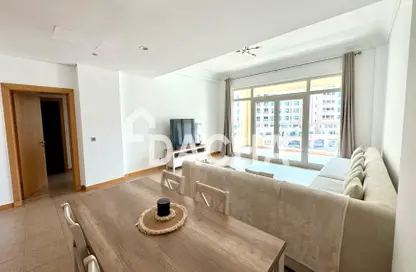 Apartment - 1 Bedroom - 2 Bathrooms for rent in Al Shahla - Shoreline Apartments - Palm Jumeirah - Dubai