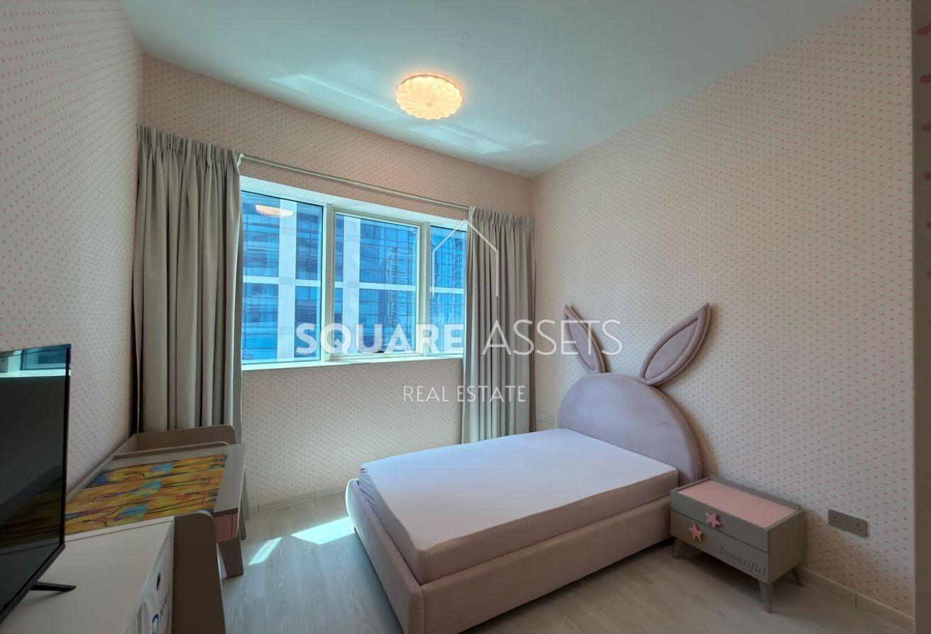 Stunning 4BR | Newly Renovated | Prime Location photo 17