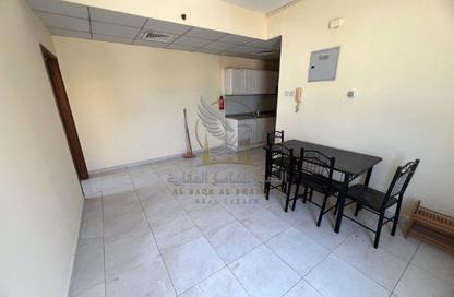 Apartment - 1 - 1 for rent in Al Mareija - Al Gharb - Sharjah Apartment - 1 - 1 for rent in Al Mareija - Al Gharb - Sharjah