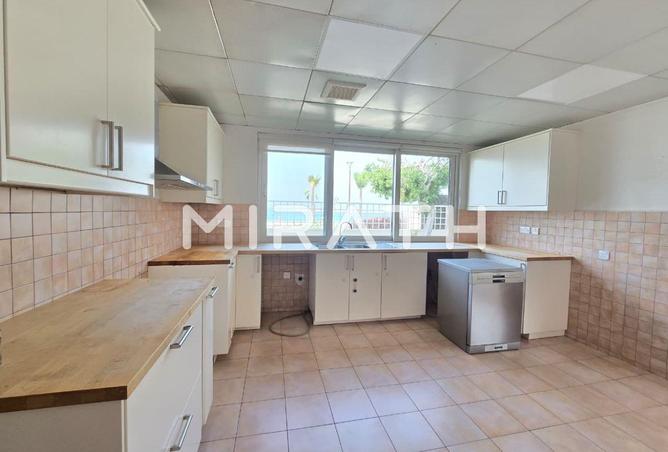 77794247 - صورة العقار 3